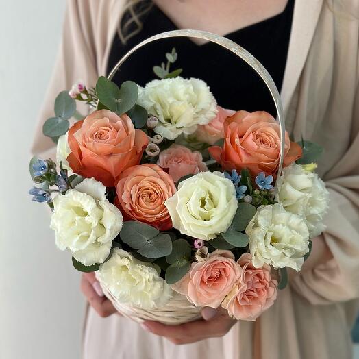 A basket of flowers with pionoid roses and east -based art. 113