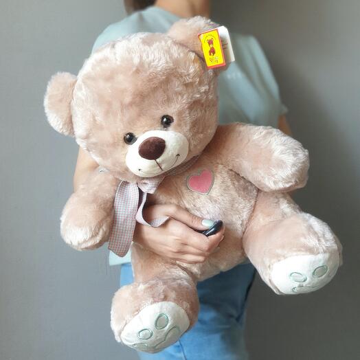 Мишутка с сердцем бежевый