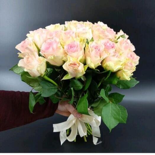 25 pink roses Top Gear with silk tape