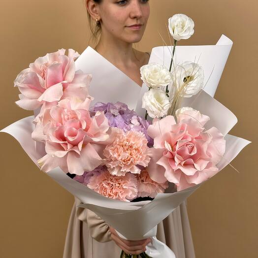 «Аура» французские розы с гортензией