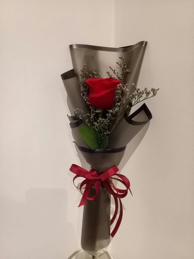 Роскошный лепесток 🌸