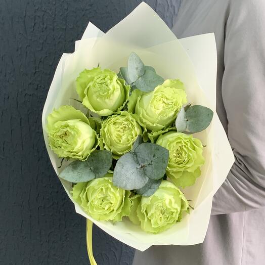 Bouquet of pionoid roses "Taste of mint"