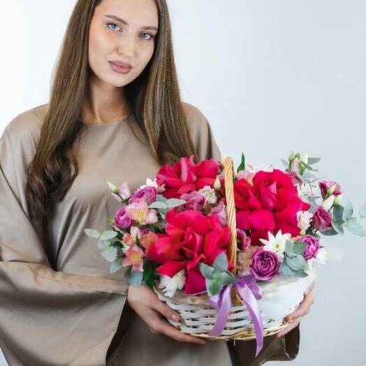 Корзина с цветами ИЛ-ФИОРЕ