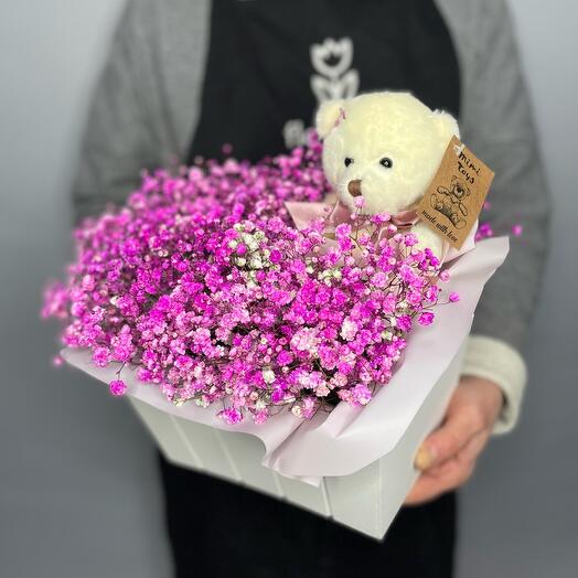 Bear with a bear and gypsophila