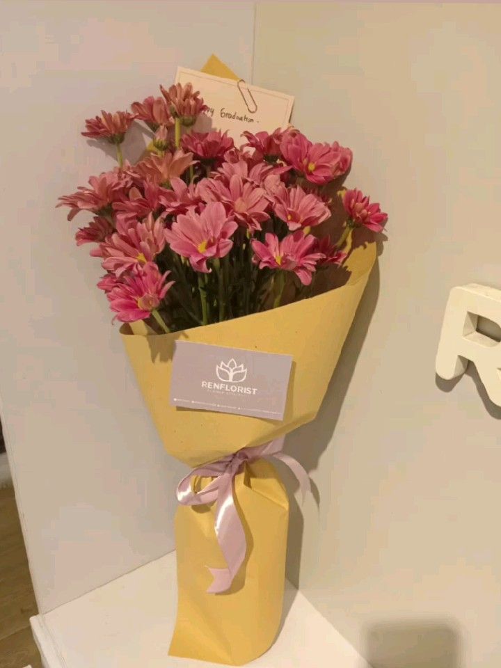 Tender mono bouquet 🌹