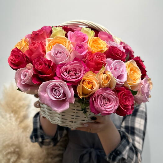 Rose basket 71 pieces