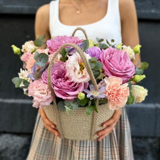 Романтичная сумка с цветами