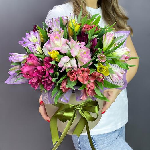 Alstromeria Mix in a box