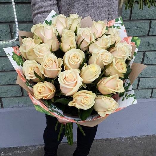 21 cream roses