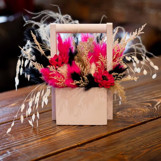 Dry -flowers decor "Brightness of fuchsia"