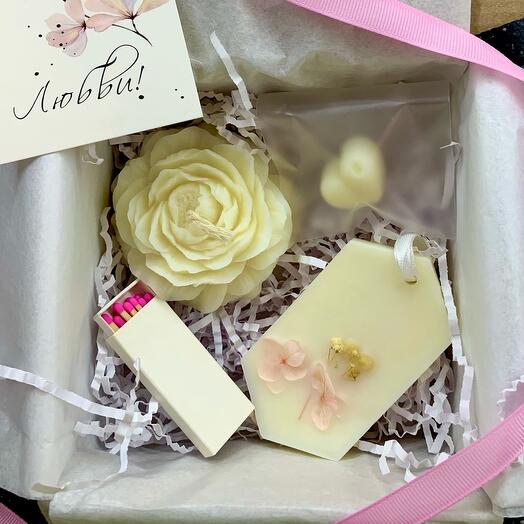 Peony and aroma sache