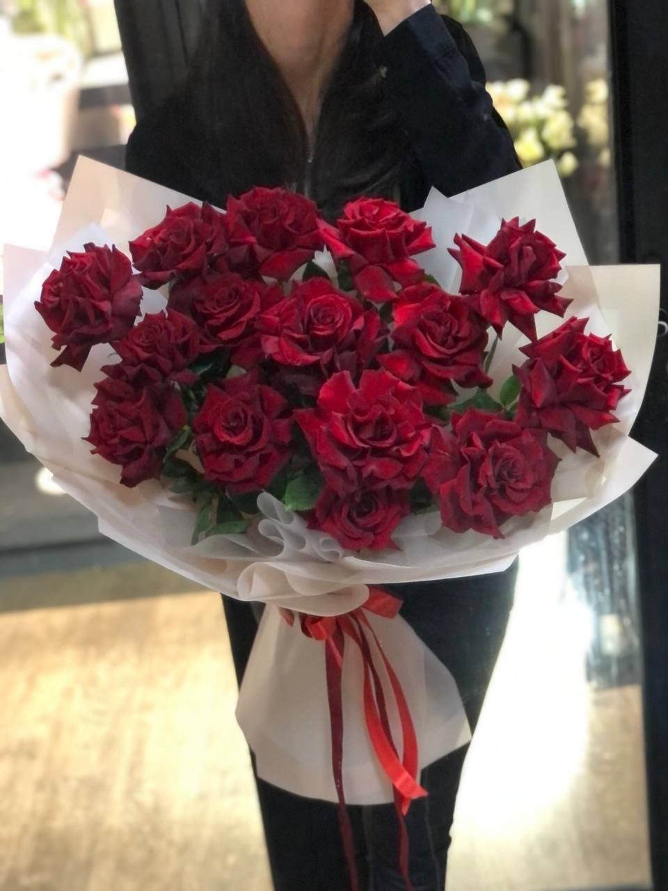 1001 Red Roses Luxurious 🌹💎