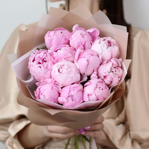 11 розовых пионов Сара Бернар. Букет 77 Kimbirly flowers