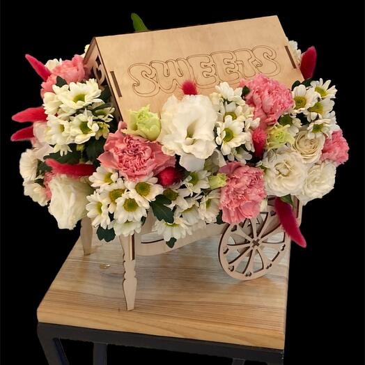 Sweet Torge with flowers