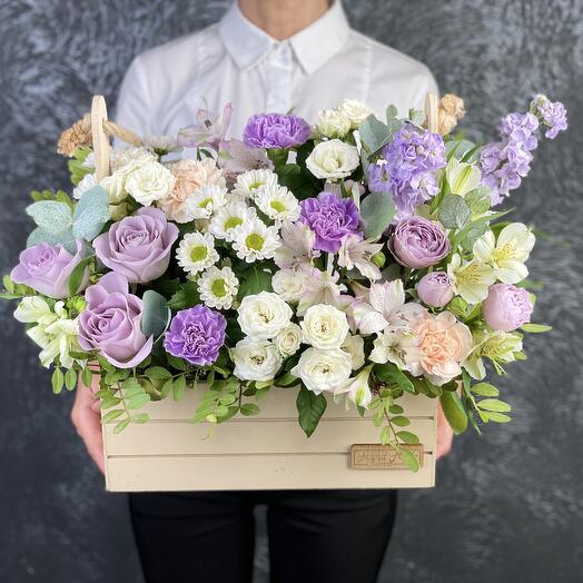 Цветы в ящике Джустина