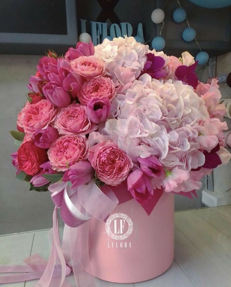 Tender boxed arrangement 🌹