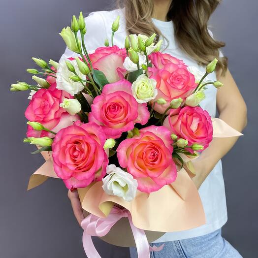 Roses with eustous in the box