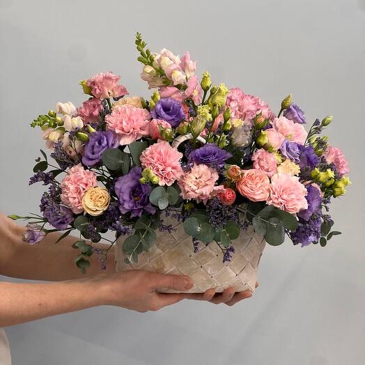 Woven casop with east