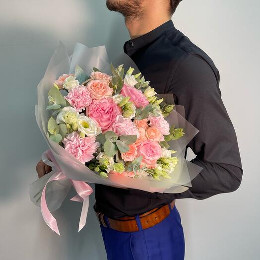 Авторский букет «Первые чувства»