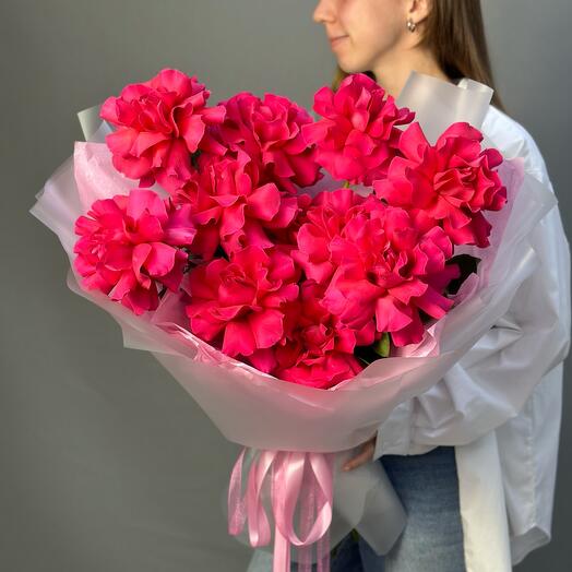 Bouquet of 11 raspberry French roses