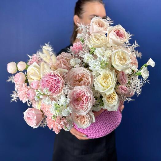 Flowers in the basket for your beloved. Composition 713. Leora Flowers Floral Fashion House
