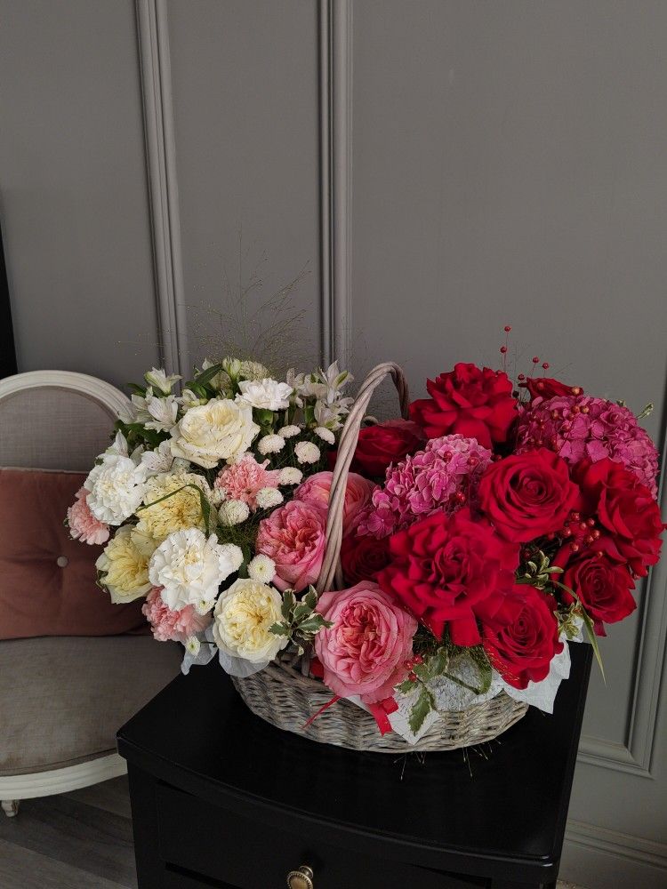 Яркий цветочный ящик 🌸🌿