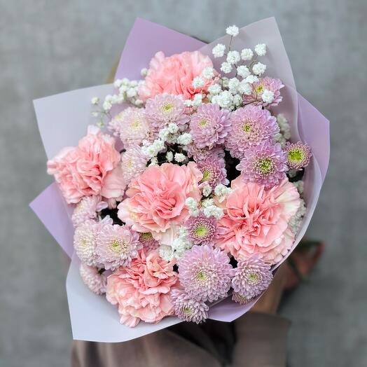 Bouquet of cloves, delicate pompon Santini and gypsophyla