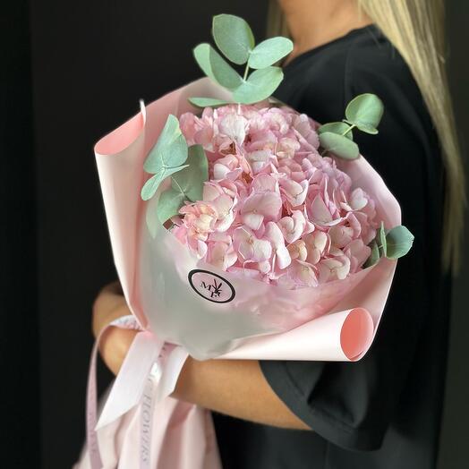Bouquet-commercial pink hydrangea with eucalyptus🩷