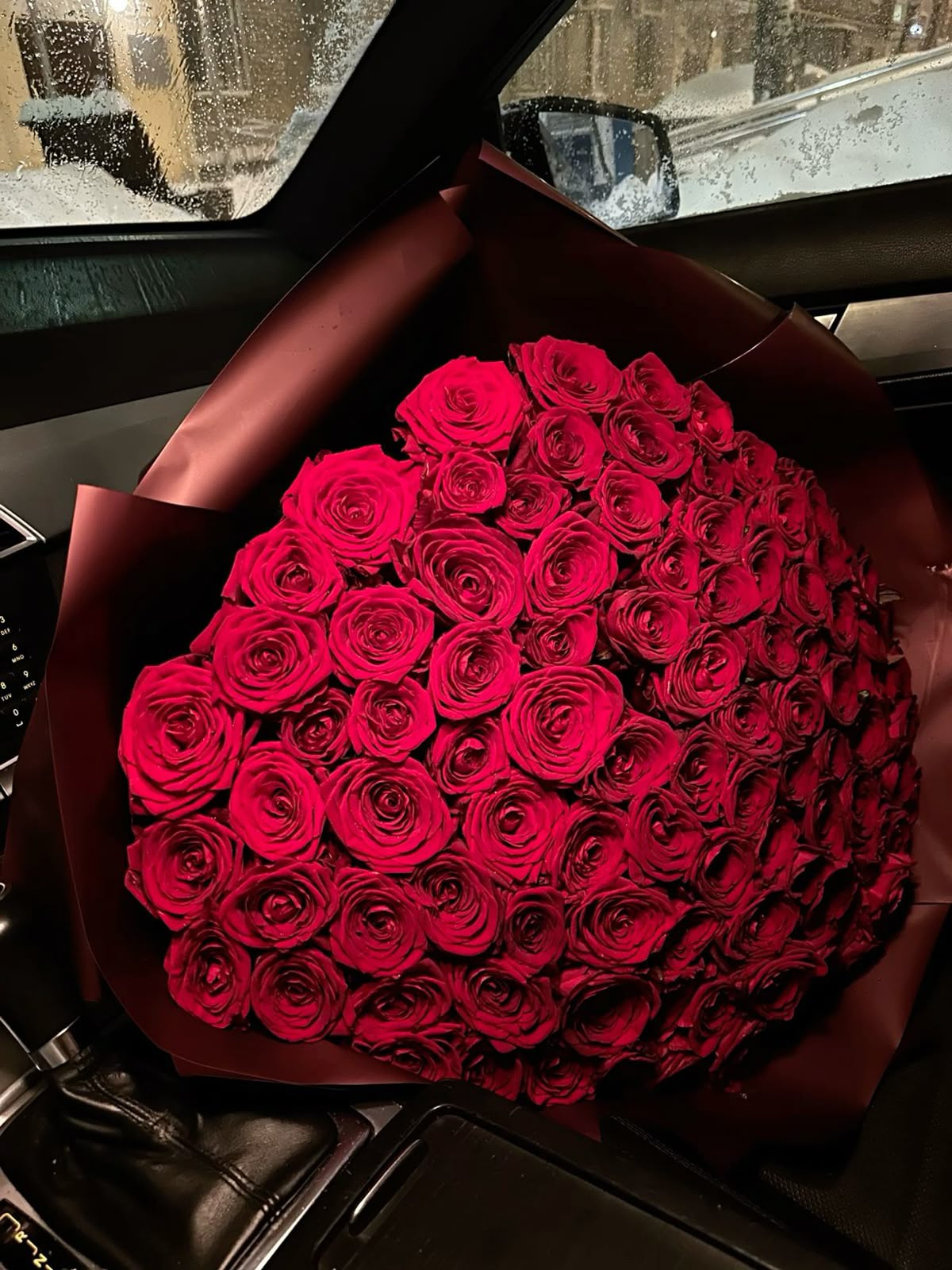 1001 Red Roses Royal 🌹👑