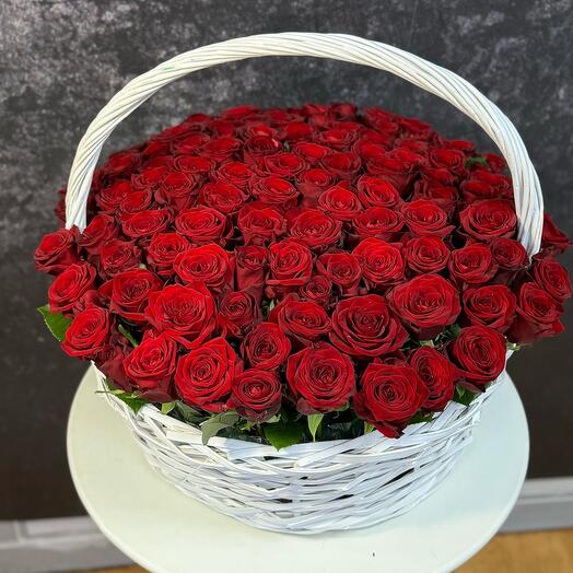 Корзина с цветамиии