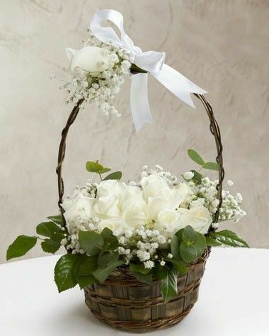 Festive flower basket 🎉