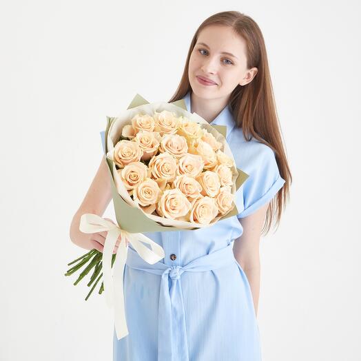 Bouquet 19 cream roses in design packaging