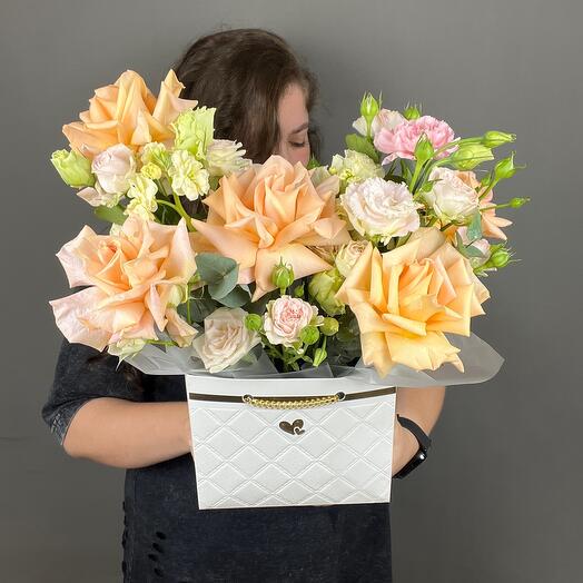 The composition in the purse