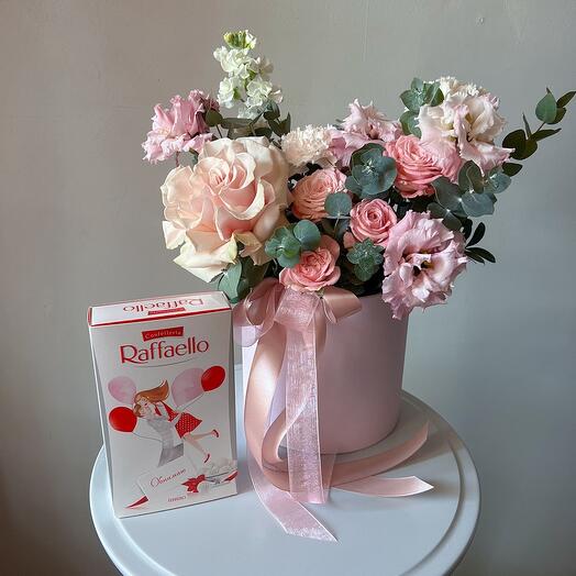 Set: composition in a box and sweets