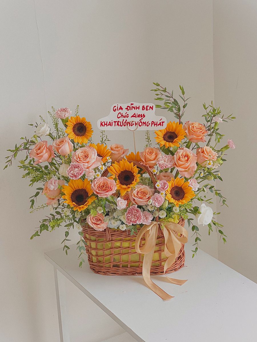 Cozy flower basket 🌺