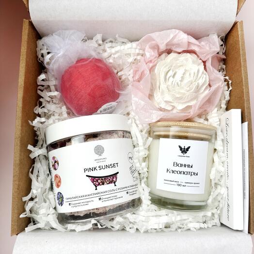 Подарочный набор для женщины "Ванны Клеопатры"