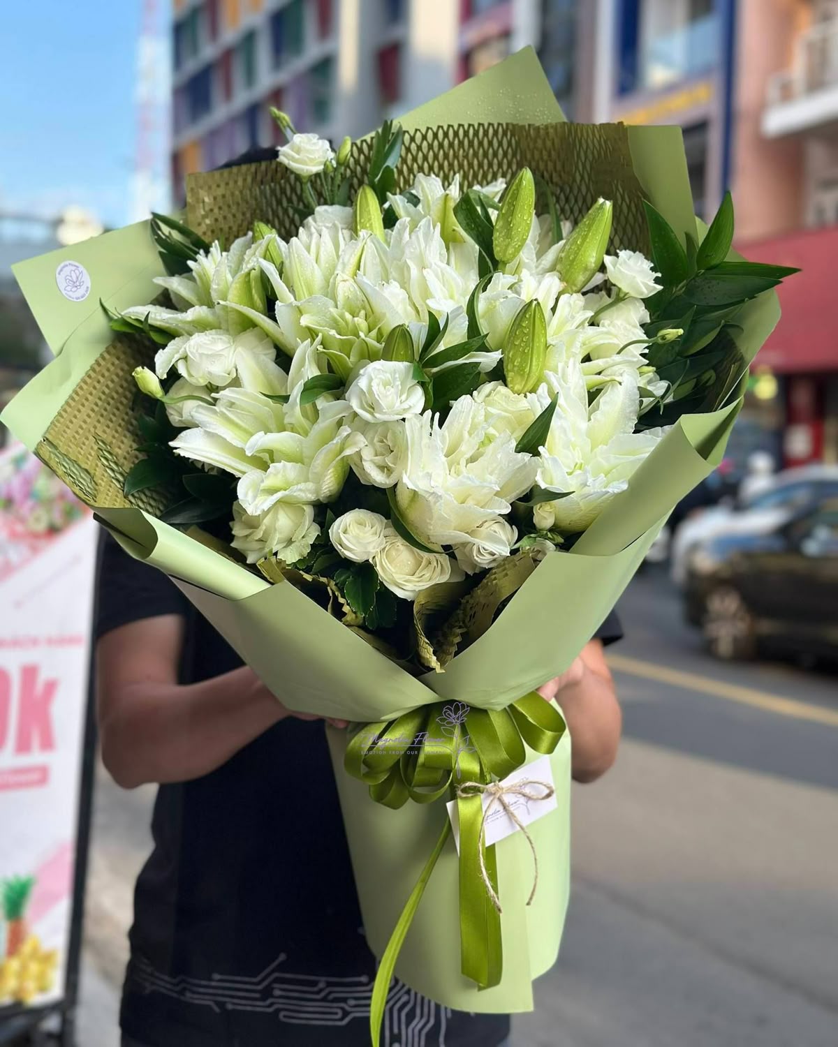 Luxurious mono bouquet 🌸