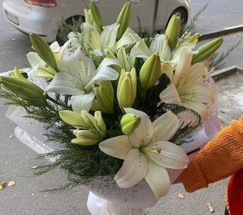 21 lilies