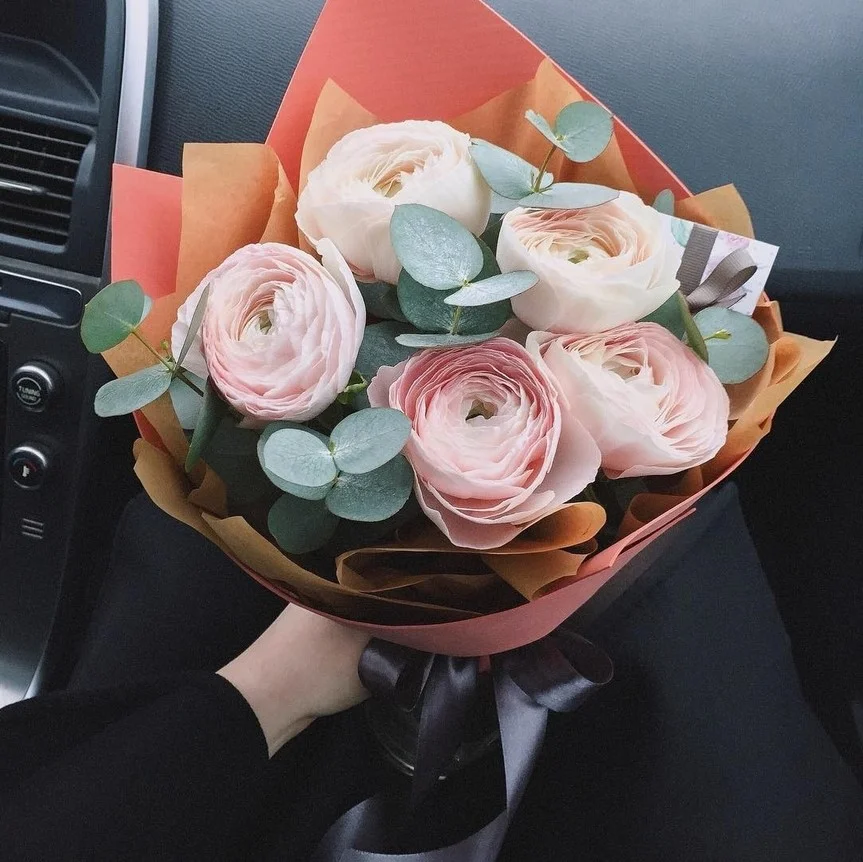 5 ранункулюс