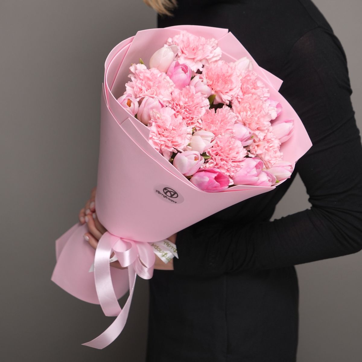 Luxurious author’s bouquet 🌷✨ 