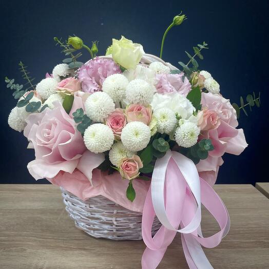 Корзина с цветами Изысканная симфония нежности