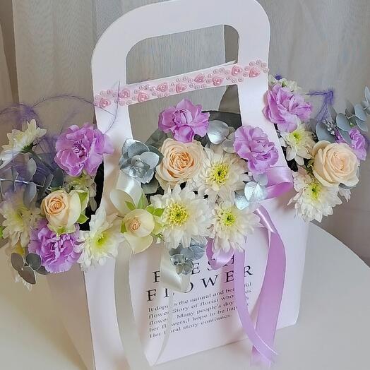 The composition 💜my love-zaya💜. Author's composition of flowers, very delicate and beautiful |