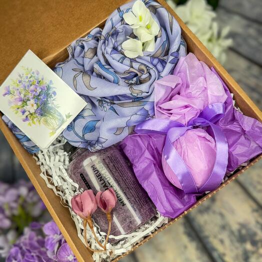 Gift to a girl, teacher, mother "The aroma of lilacs"