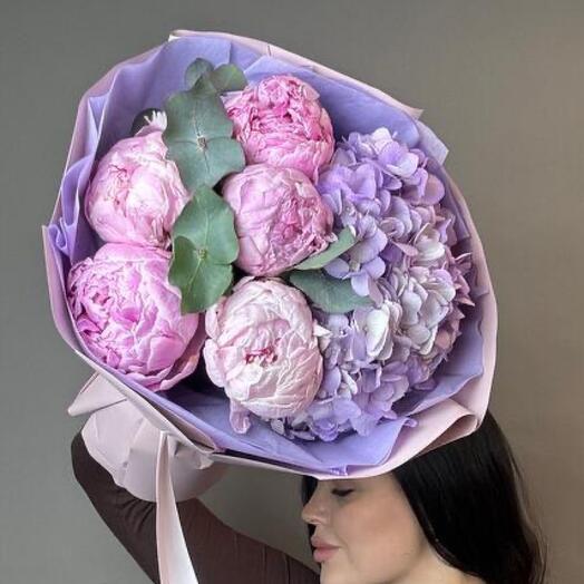 Пионы с гортензией 💖