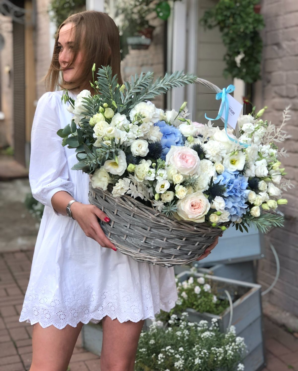 Праздничный цветочный ящик 🎉🌷