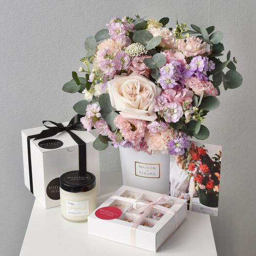 Gift set "Milan": flowers, candle 200 ml, Belgian chocolate and postcard