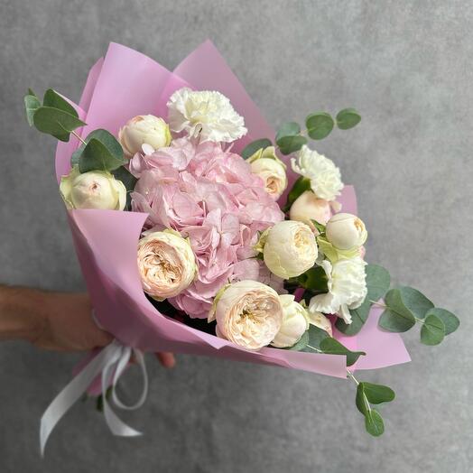 Bouquet of pink hydrangea, bush pionivate rose Mensfield Park and Dianthus