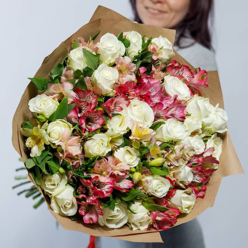 Luxurious author’s bouquet 🌷✨ 