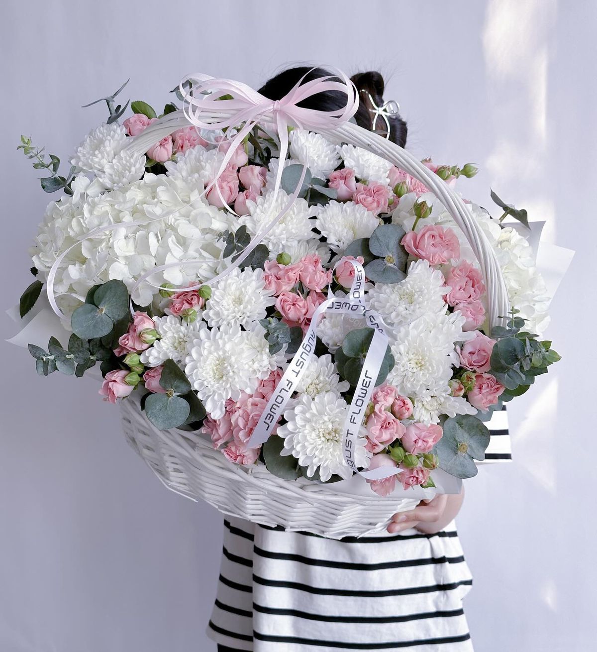 Cozy flower box 🏡🌼